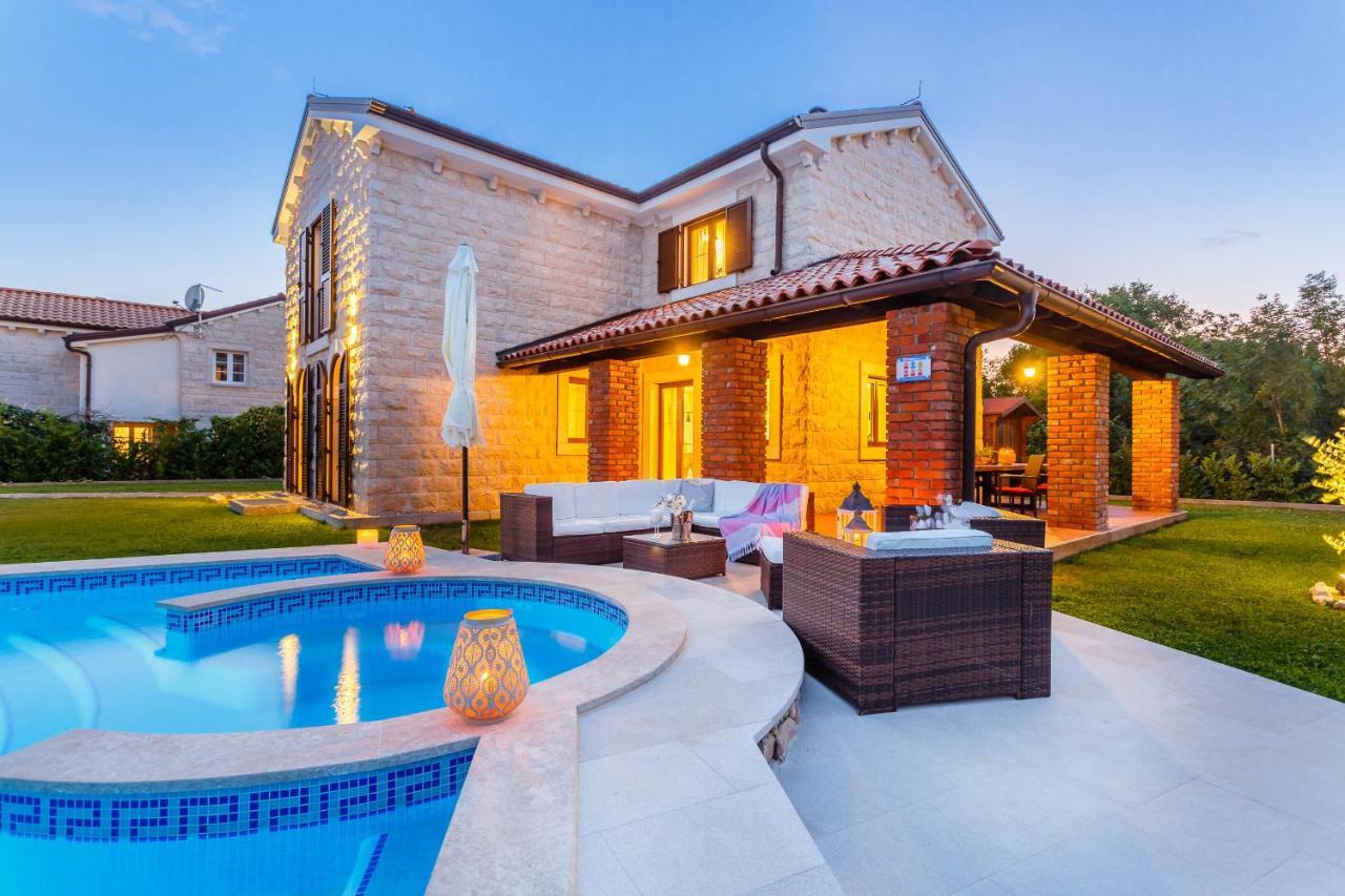 Villa Kamenica Kras Luaran gambar