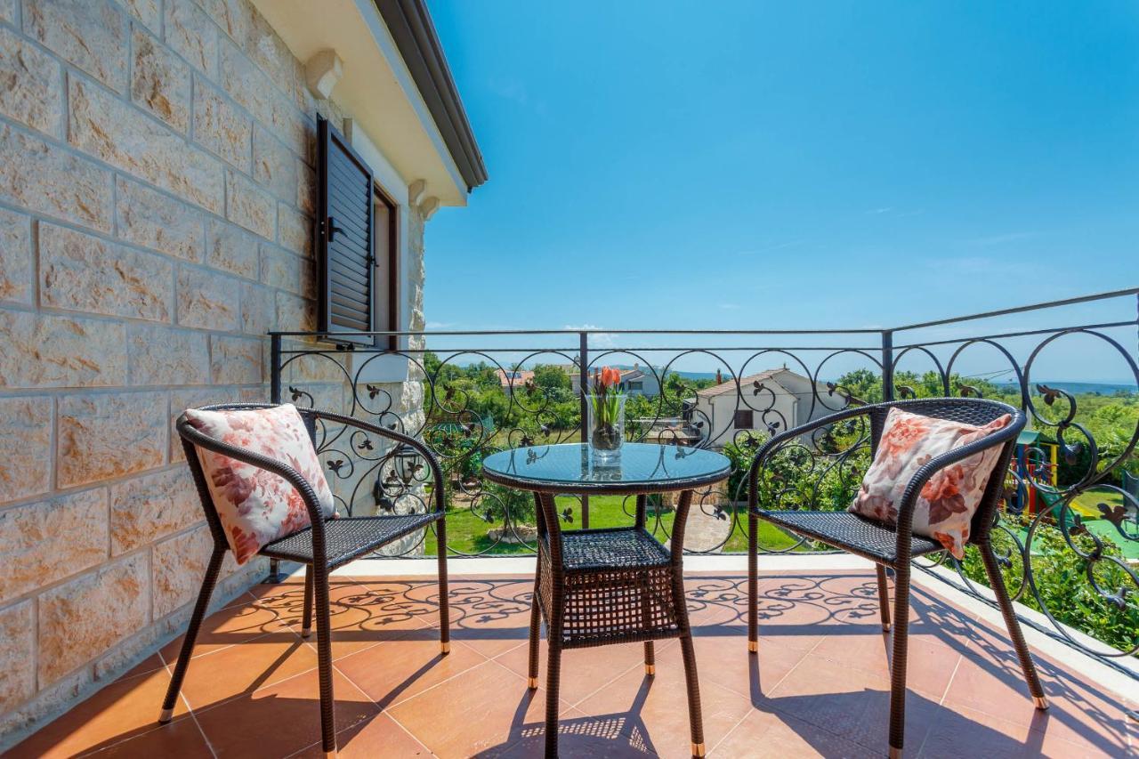 Villa Kamenica Kras Luaran gambar